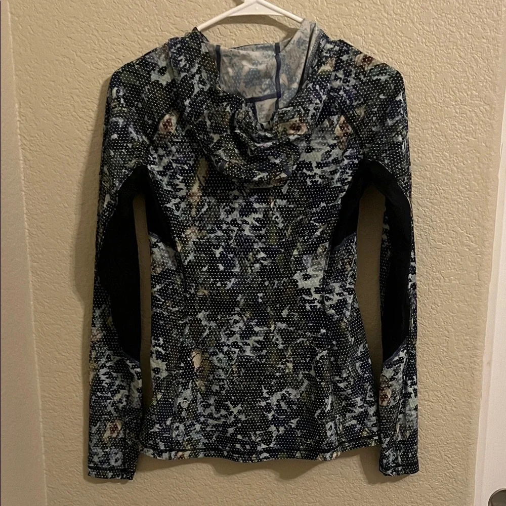 lululemon athletica Black and Blue Patterned Hoodie